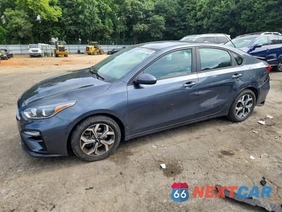 2021 KIA FORTE LXS 3KPF24AD0ME349430 - główne zdjęcie licytacji z USA - miniatura