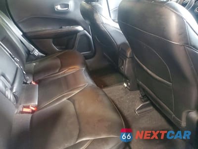Zdjęcie 11 z 14 samochodu: 2018 JEEP COMPASS LATITUDE VIN:3C4NJDBB4JT360076 - miniatura