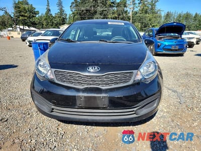 Piąte zdjęcie samochodu w środku: 2015 KIA RIO LX VIN:KNADM4A30F6443158 - miniatura