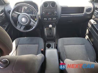 Zdjęcie 8 z 13 samochodu: 2011 JEEP PATRIOT SPORT VIN:1J4NF1GBXBD183138 - miniatura