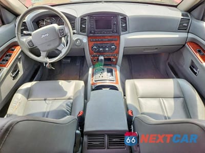Zdjęcie 8 z 12 samochodu: 2005 JEEP GRAND CHEROKEE LIMITED VIN:1J4HR58285C699678 - miniatura