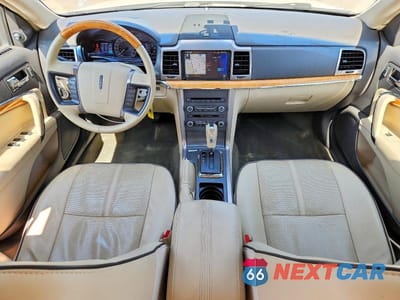 Zdjęcie 8 z 12 samochodu: 2012 LINCOLN MKZ HYBRID VIN:3LNDL2L39CR813332 - miniatura