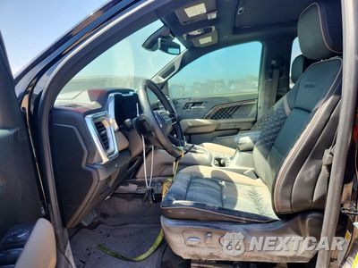 Zdjęcie 7 z 12 samochodu: 2025 GMC CANYON DENALI VIN:1GTP2FEK2S1200266 - miniatura