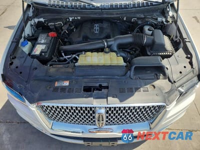 Zdjęcie 12 z 14 samochodu: 2020 LINCOLN NAVIGATOR RESERVE VIN:5LMJJ2LT3LEL19699 - miniatura