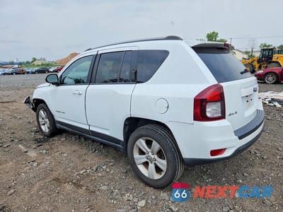 Drugie zdjęcie samochodu z przodu: 2017 JEEP COMPASS SPORT VIN:1C4NJDBB5HD168407 - miniatura