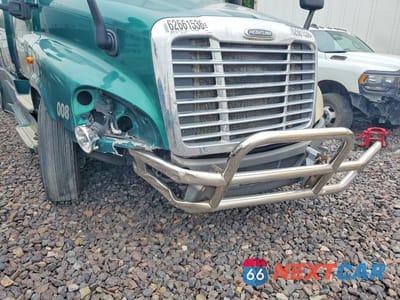 Zdjęcie 14 z 14 samochodu: 2017 FREIGHTLINER CASCADIA 125 SEMI TRUCK VIN:3AKJGLDR9HSHP0976 - miniatura