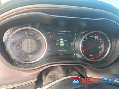 Zdjęcie 9 z 12 samochodu: 2019 DODGE CHALLENGER R/T VIN:2C3CDZBT2KH573692 - miniatura