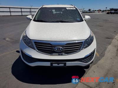 Piąte zdjęcie samochodu w środku: 2011 KIA SPORTAGE LX VIN:KNDPB3A22B7175807 - miniatura