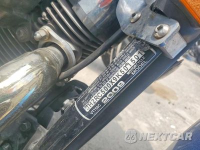 Zdjęcie 9 z 9 samochodu: 2009 HONDA VT750 C VIN:JH2RC500X9K501501 - miniatura