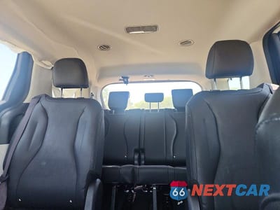 Zdjęcie 10 z 13 samochodu: 2024 KIA CARNIVAL SX VIN:KNDNE5H38R6337755 - miniatura