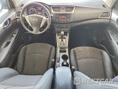 Zdjęcie 8 z 12 samochodu: 2017 NISSAN SENTRA S VIN:3N1AB7AP3HY347250 - miniatura