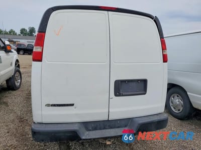 Zdjęcie 6 z 13 samochodu: 2018 CHEVROLET EXPRESS 2500 CARGO EXT DELIVERY VAN VIN:1GCWGBFP0J1265552 - miniatura