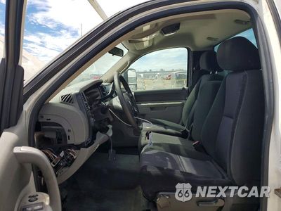 Zdjęcie 7 z 13 samochodu: 2010 GMC SIERRA C2500 HEAVY DUTY VIN:1GD3CZBK1AF153519 - miniatura