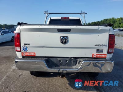 Zdjęcie 6 z 12 samochodu: 2016 RAM 2500 SLT VIN:3C6UR5JL8GG336005 - miniatura