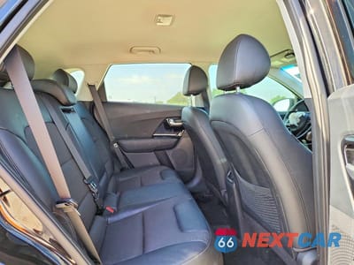 Zdjęcie 11 z 13 samochodu: 2017 KIA NIRO EX VIN:KNDCC3LC2H5055317 - miniatura