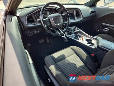 Zdjęcie 8 z 12 samochodu: 2021 DODGE CHALLENGER SXT VIN:2C3CDZAG4MH573507 - miniatura
