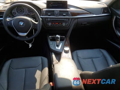 Zdjęcie 8 z 12 samochodu: 2015 BMW 328 XI VIN:WBA3B3G59FNR87409 - miniatura
