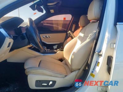Zdjęcie 7 z 12 samochodu: 2019 BMW 330I VIN:WBA5R1C50KAK12741 - miniatura