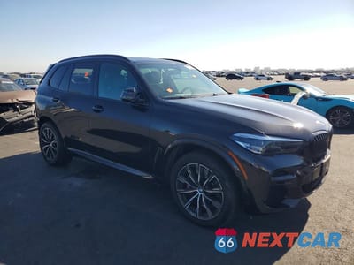 Czwarte zdjęcie samochodu z boku: 2022 BMW X5 M50I VIN:5UXJU4C06N9L48835 - miniatura