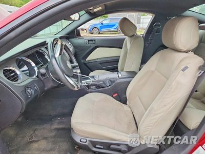 Zdjęcie 7 z 12 samochodu: 2014 FORD MUSTANG VIN:1ZVBP8AM4E5245721 - miniatura