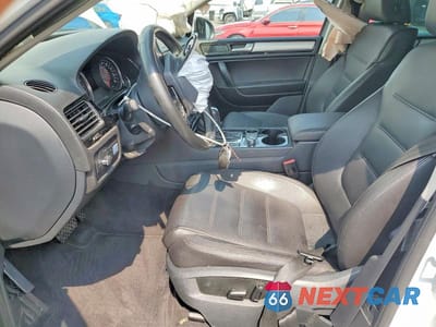 Zdjęcie 7 z 14 samochodu: 2014 VOLKSWAGEN TOUAREG V6 TDI VIN:WVGEP9BP0ED007915 - miniatura
