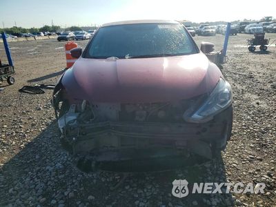 Piąte zdjęcie samochodu w środku: 2018 NISSAN SENTRA SL VIN:3N1AB7AP4JY279773 - miniatura