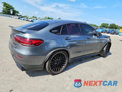 Trzecie zdjęcie samochodu z tyłu: 2021 MERCEDES-BENZ GLC COUPE 63 4MATIC AMG VIN:W1N0J8JB3MF922558 - miniatura