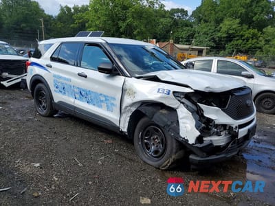 Czwarte zdjęcie samochodu z boku: 2024 FORD EXPLORER POLICE INTERCEPTOR VIN:1FM5K8AB0RGA47625 - miniatura