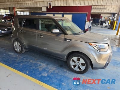 Czwarte zdjęcie samochodu z boku: 2014 KIA SOUL BASE VIN:KNDJN2A28E7008203 - miniatura