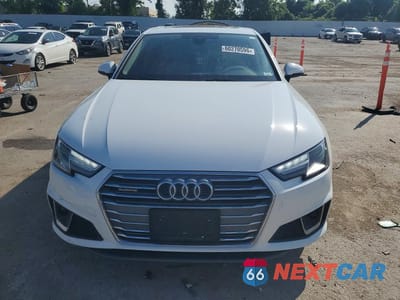 Piąte zdjęcie samochodu w środku: 2019 AUDI A4 PREMIUM VIN:WAUDNAF43KN018787 - miniatura