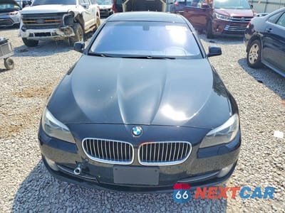Piąte zdjęcie samochodu w środku: 2013 BMW 528 XI VIN:WBAXH5C52DD114458 - miniatura