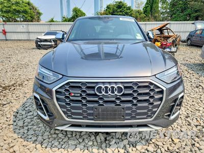 Piąte zdjęcie samochodu w środku: 2023 AUDI SQ5 SPORTBACK PREMIUM PLUS VIN:WA124AFY1P2009797 - miniatura