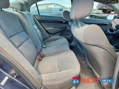 Zdjęcie 10 z 12 samochodu: 2010 HONDA CIVIC LX VIN:19XFA1F52AE046504 - miniatura