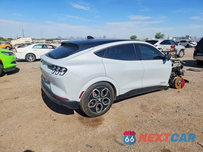 Trzecie zdjęcie samochodu z tyłu: 2023 FORD MUSTANG MACH-E GT VIN:3FMTK4SE2PMA55298 - miniatura