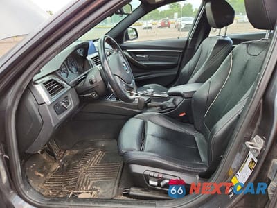 Zdjęcie 7 z 12 samochodu: 2016 BMW 328 XI SULEV VIN:WBA8E3G54GNU01908 - miniatura