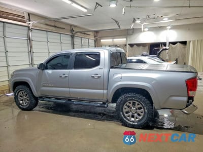 Drugie zdjęcie samochodu z przodu: 2017 TOYOTA TACOMA SR5 V6 VIN:5TFCZ5AN7HX093211 - miniatura