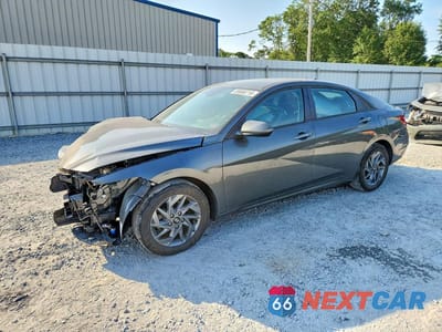 2024 HYUNDAI ELANTRA SEL KMHLM4DG1RU674496 - główne zdjęcie licytacji z USA - miniatura