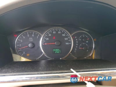 Zdjęcie 9 z 12 samochodu: 2007 BUICK LACROSSE CX VIN:2G4WC552571121318 - miniatura