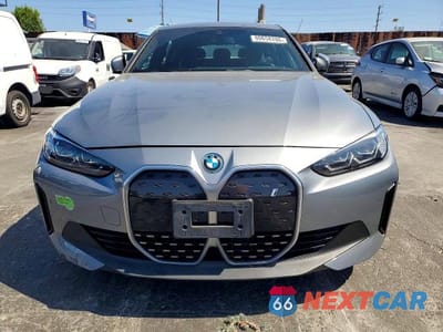 Piąte zdjęcie samochodu w środku: 2023 BMW I4 EDRIVE 40 VIN:WBY73AW0XPFP19846 - miniatura