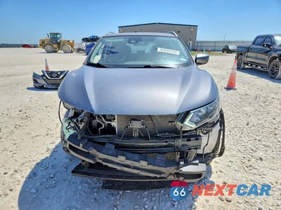 Piąte zdjęcie samochodu w środku: 2022 NISSAN ROGUE SPORT SV VIN:JN1BJ1BV2NW345946 - miniatura