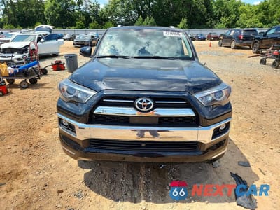 Piąte zdjęcie samochodu w środku: 2022 TOYOTA 4RUNNER LIMITED VIN:JTEKU5JR9N5990658 - miniatura