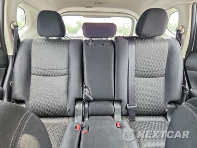 Zdjęcie 10 z 13 samochodu: 2017 NISSAN ROGUE S VIN:JN8AT2MV3HW001055 - miniatura