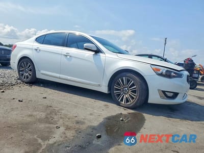 Czwarte zdjęcie samochodu z boku: 2014 KIA CADENZA PREMIUM VIN:KNALN4D77E5144682 - miniatura