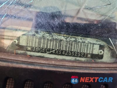 Zdjęcie 12 z 12 samochodu: 2004 CHEVROLET SILVERADO C1500 VIN:1GCEC14X54Z352521 - miniatura