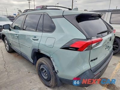 Drugie zdjęcie samochodu z przodu: 2023 TOYOTA RAV4 XLE VIN:2T3W1RFV0PW287635 - miniatura