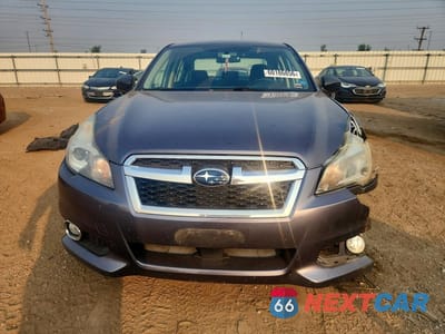 Piąte zdjęcie samochodu w środku: 2014 SUBARU LEGACY 2.5I VIN:4S3BMAA6XE1009828 - miniatura