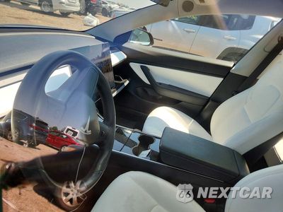 Zdjęcie 9 z 12 samochodu: 2018 TESLA MODEL 3 VIN:5YJ3E1EB1JF096464 - miniatura