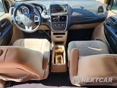 Zdjęcie 8 z 13 samochodu: 2014 DODGE GRAND CARAVAN SE VIN:2C4RDGBG3ER151216 - miniatura