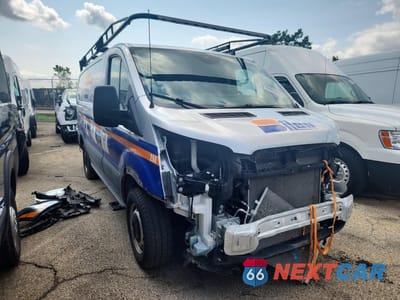 Czwarte zdjęcie samochodu z boku: 2025 FORD TRANSIT T-250 VIN:1FTBR1Y88SKA58752 - miniatura