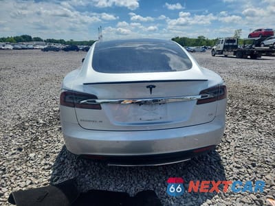 Zdjęcie 6 z 12 samochodu: 2014 TESLA MODEL S VIN:5YJSA1H17EFP49928 - miniatura
